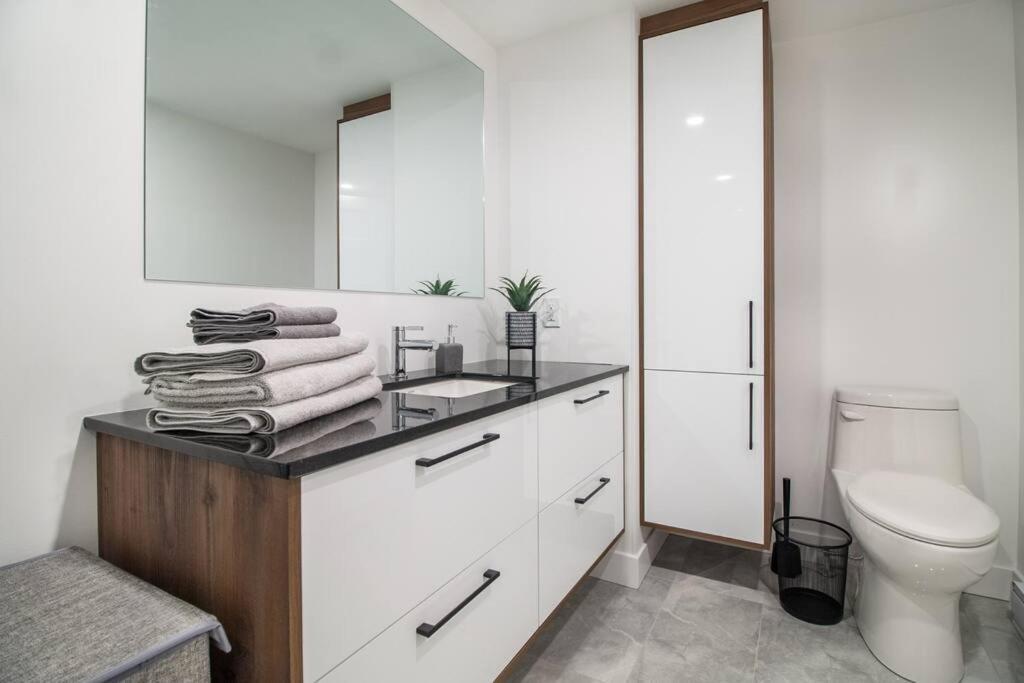 Condo Chic, Centre-Ville Piscine, Terrasse, Gym Κεμπέκ Εξωτερικό φωτογραφία